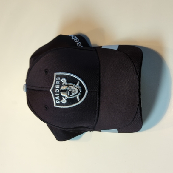 Reebok Other - Oakland Raiders Las Vegas baseball hat L/XL
